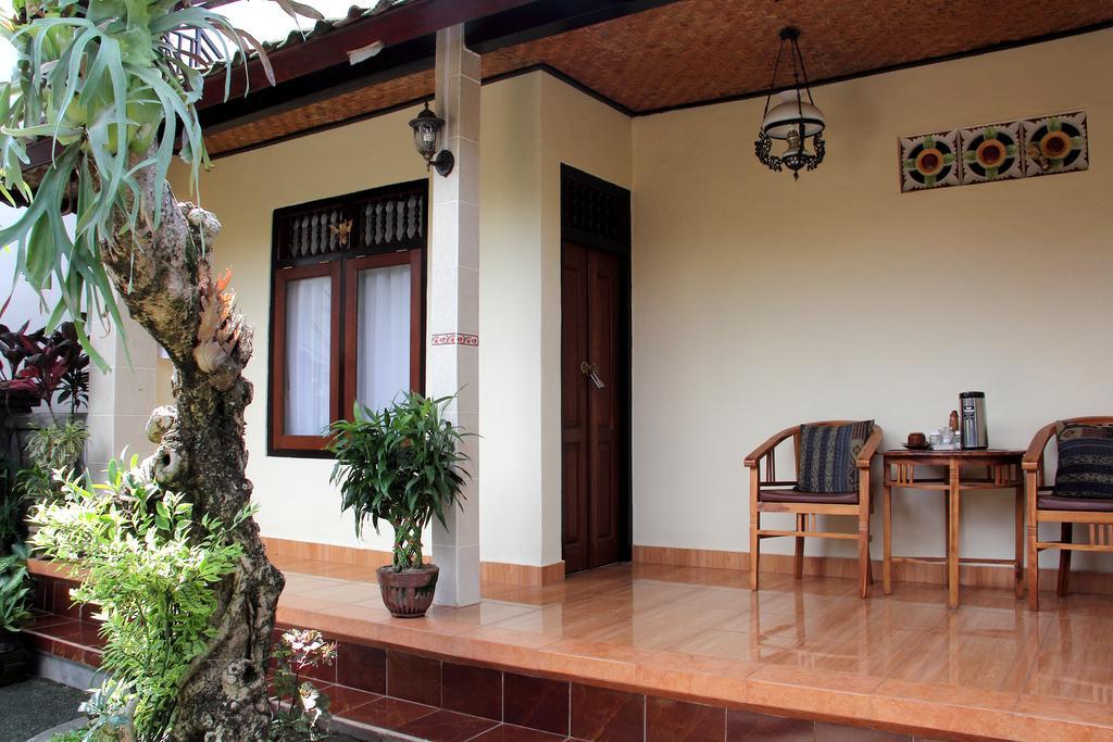 Nugraha Guesthouse 1 Ubud Kültér fotó