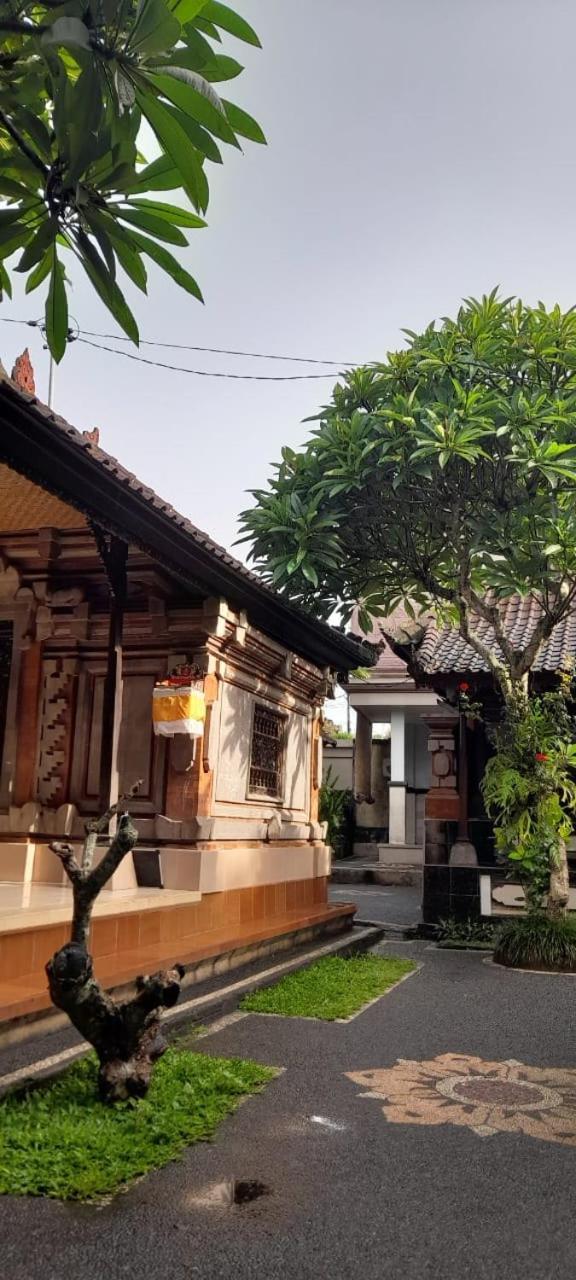 Nugraha Guesthouse 1 Ubud Kültér fotó