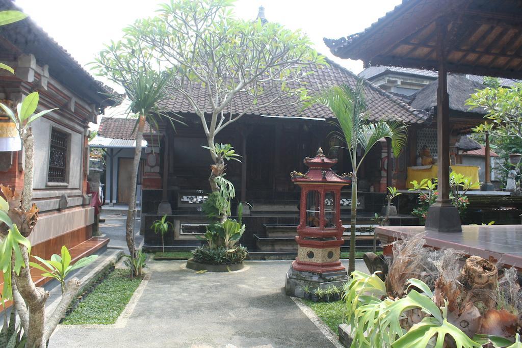 Nugraha Guesthouse 1 Ubud Kültér fotó