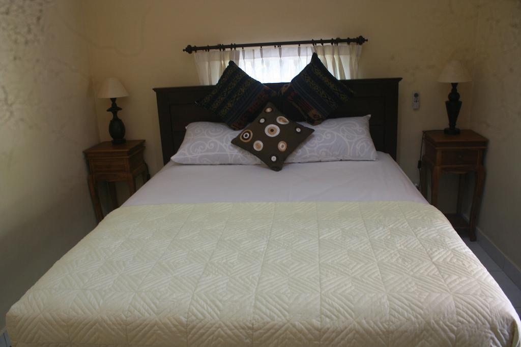 Nugraha Guesthouse 1 Ubud Szoba fotó